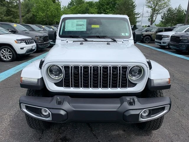 New 2026 Bright White Clearcoat Jeep Sahara image 11