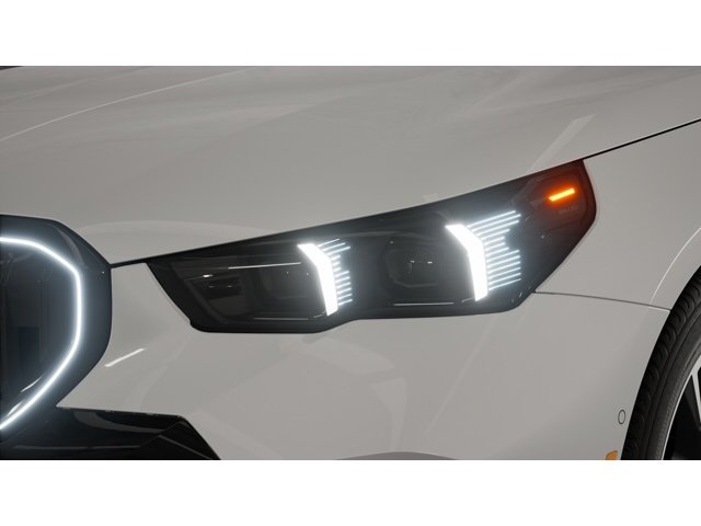 New 2027 Alpine White BMW 530i xDrive image 6