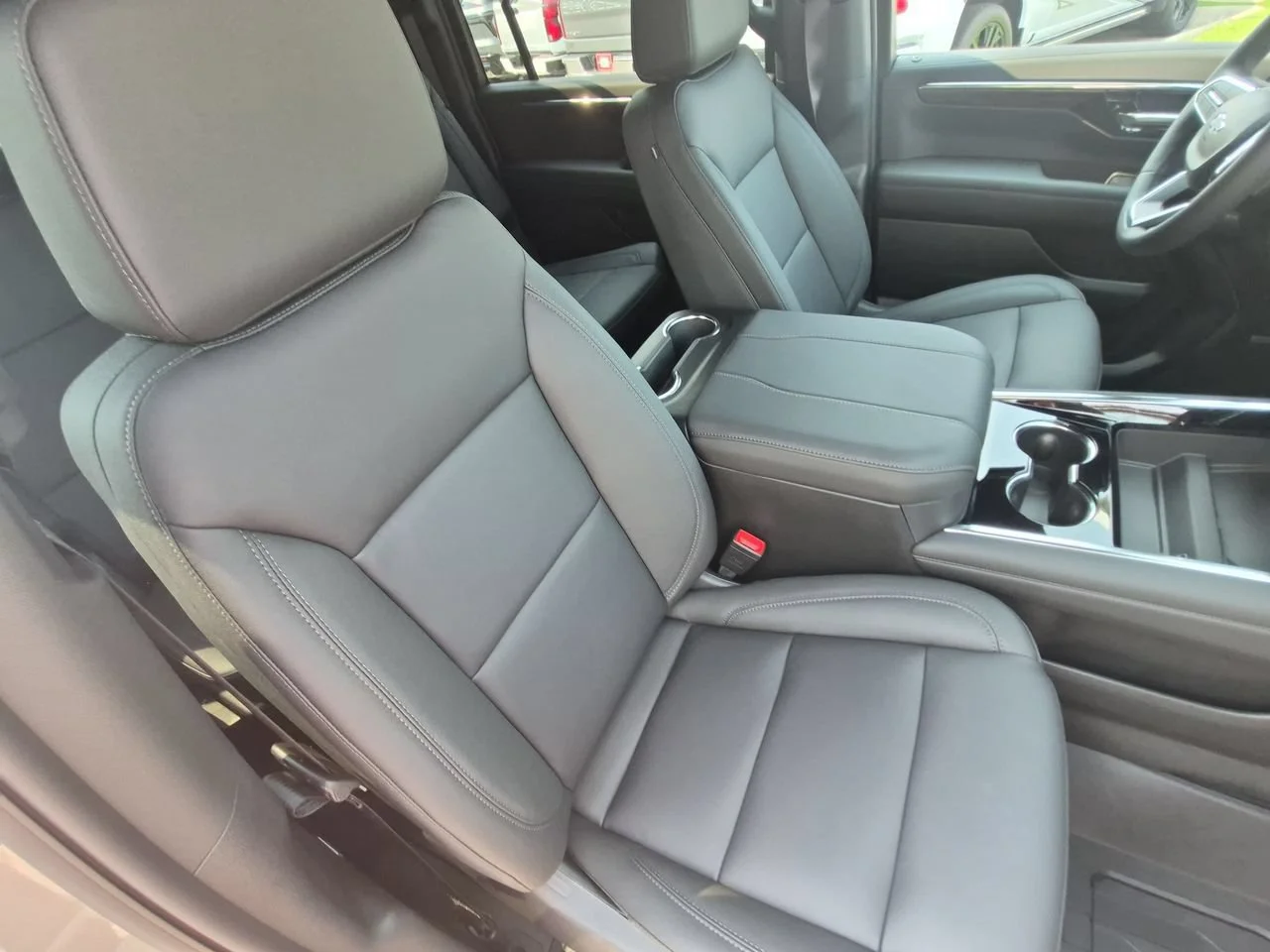 New 2026 Sterling Gray Metallic Chevrolet Z71 image 29