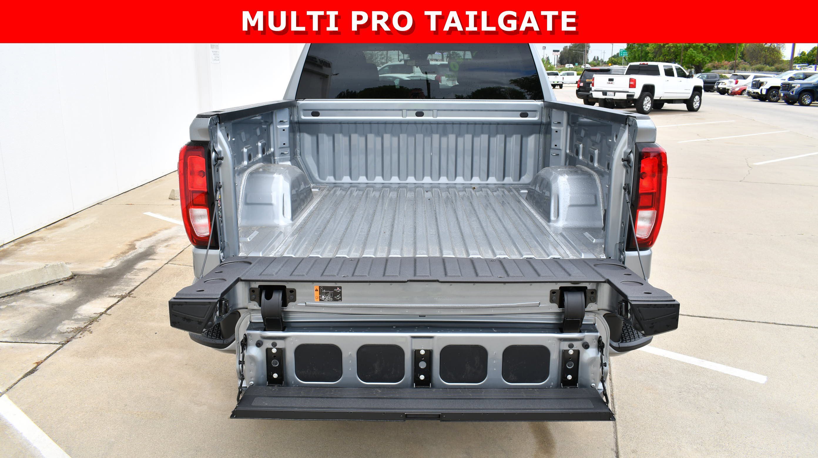 Used 2026 Sterling Metallic GMC Elevation image 8