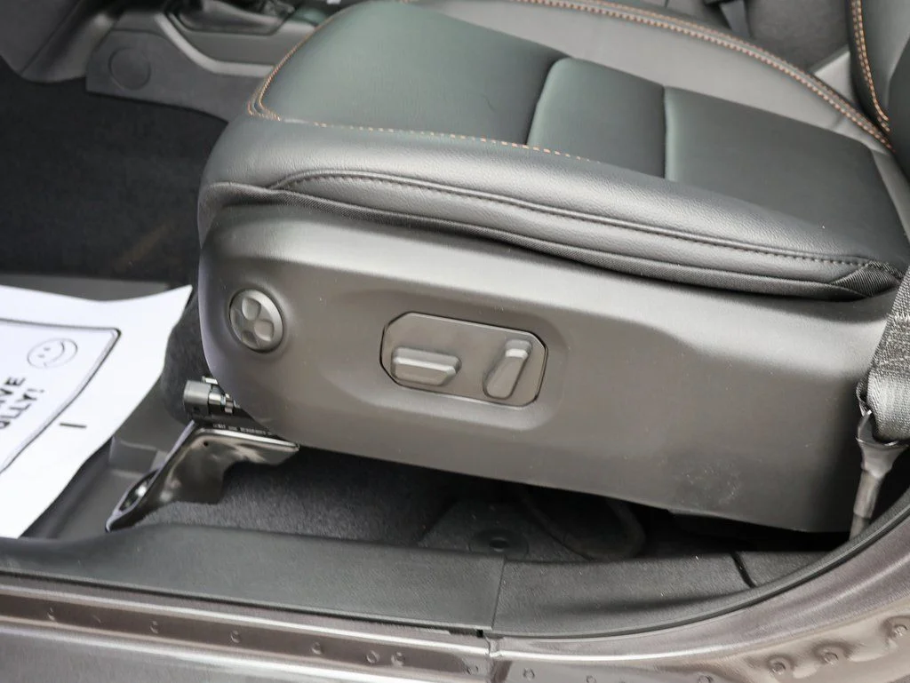 2026 Jeep Wrangler 4-Door Sahara - Photo 23