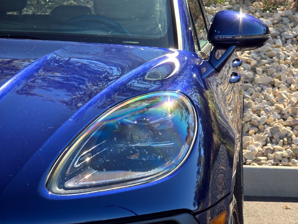 Used 2025 Blue Porsche  image 11