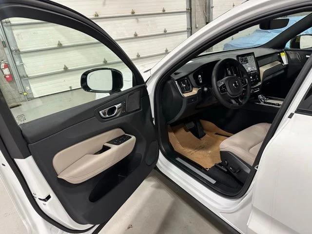 New 2026 Crystal White Volvo Plus image 11