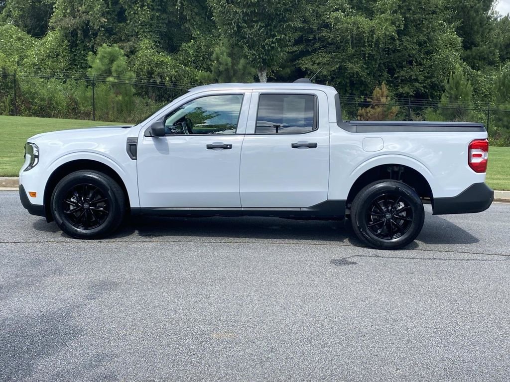 Used 2025 Space White Metallic Ford XL image 7