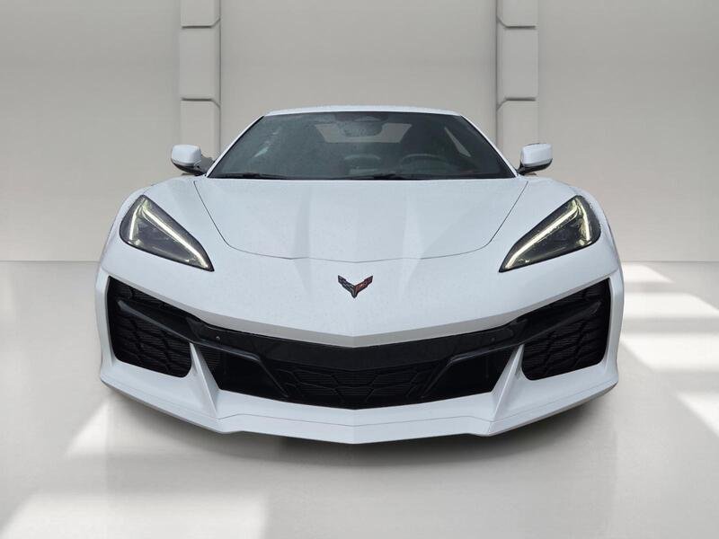 Used 2024 Arctic White CHEVROLET 2DR Z06 CONV W/3LZ image 8