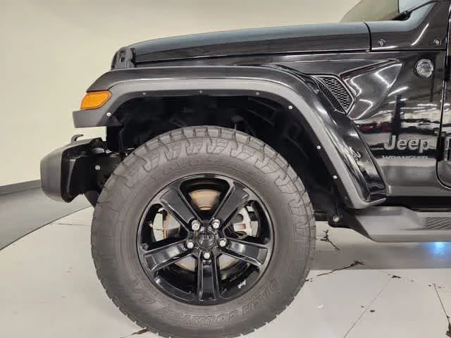 Used 2021 Black Clearcoat Jeep Unlimited Sahara Altitude image 11