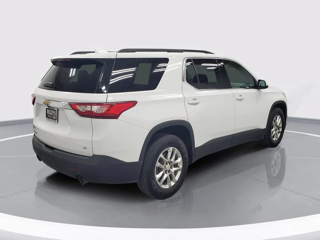 Used 2020 SUMMIT WHITE Chevrolet LT Cloth image 3