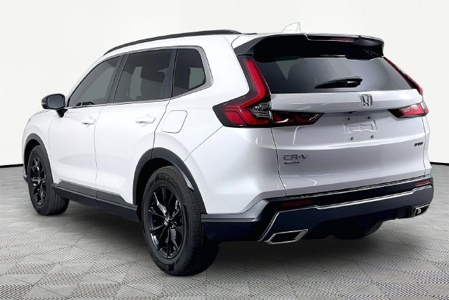 Used 2025 White Honda Sport image 4