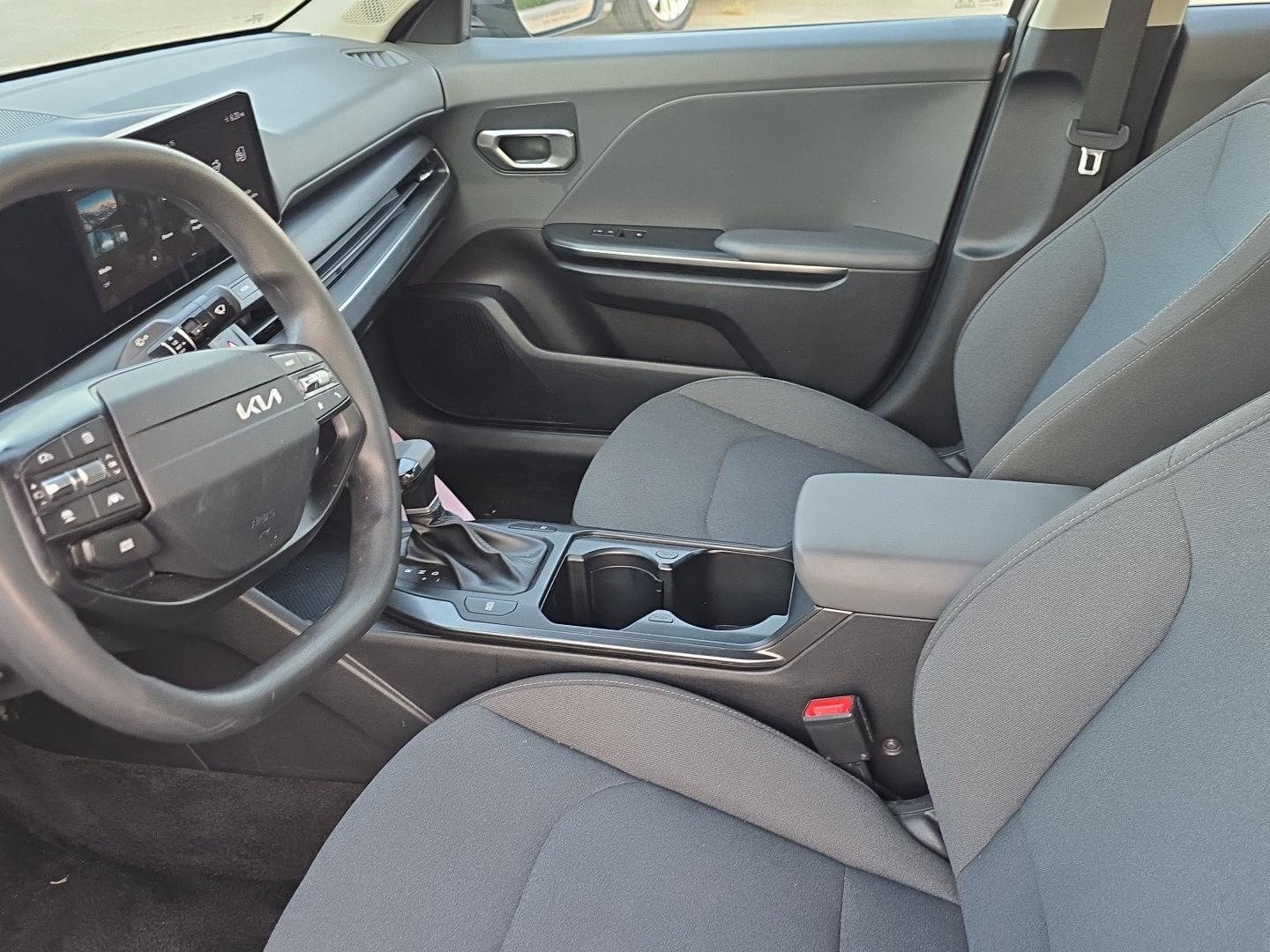 Used 2025 Steel Gray Kia LXS image 9