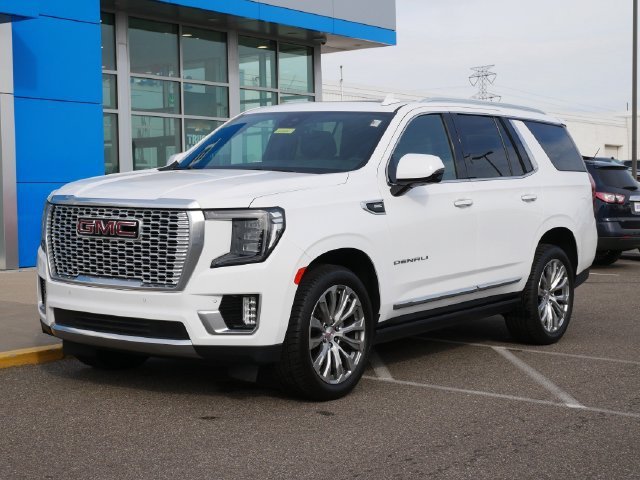 Used 2023 GMC Yukon Denali with VIN 1GKS2DKL0PR327350 for sale in Roseville, Minnesota