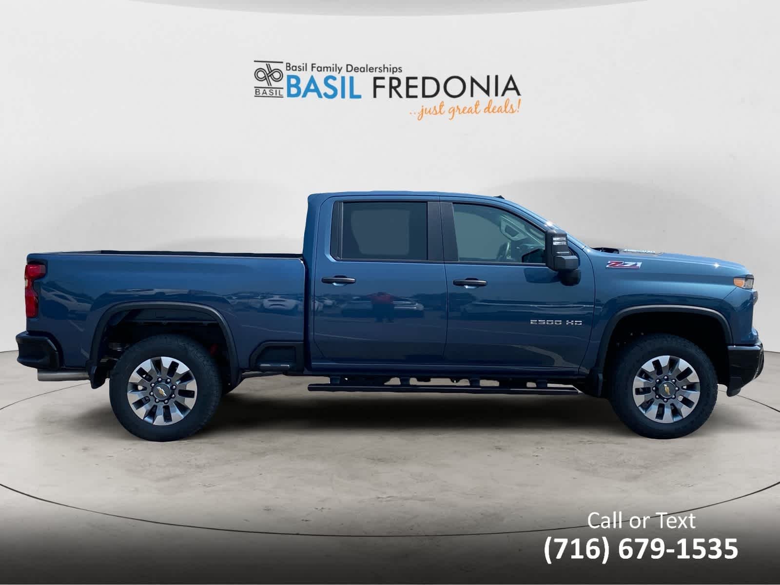 2026 Chevrolet Silverado 2500HD Custom - Photo 10