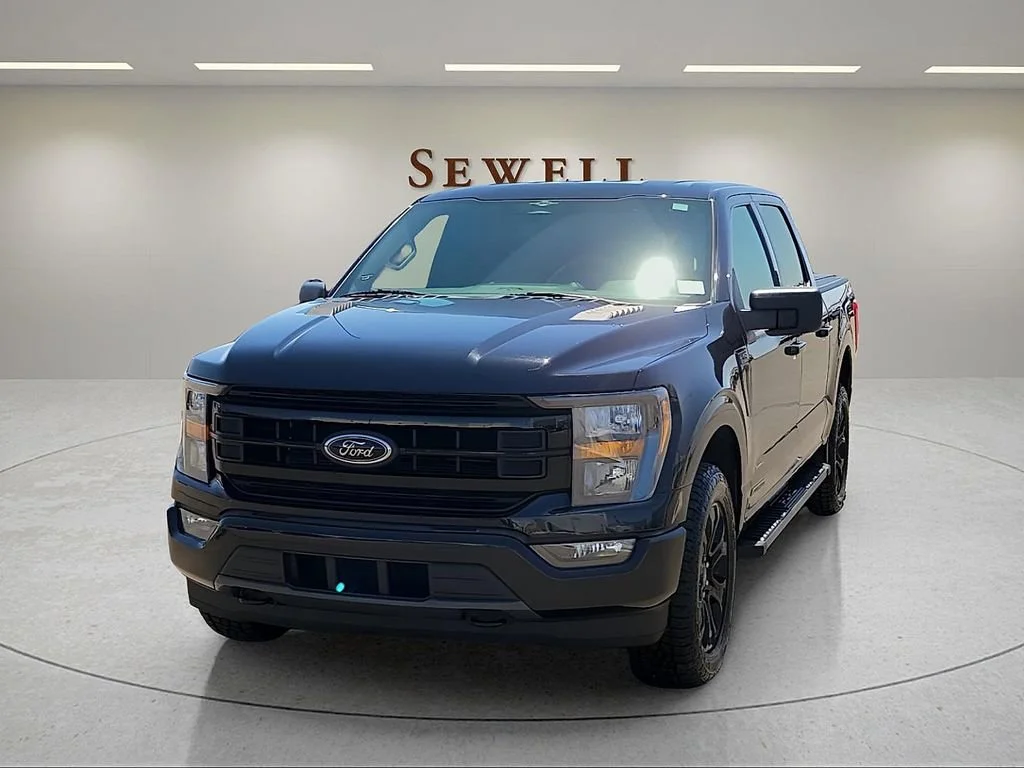 2023 Ford F-150 XLT 4x4 SuperCrew 5-1/2 Box's photo