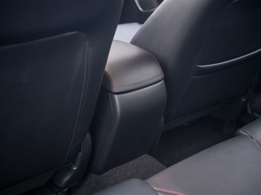 Used 2016 Blue Reflex Mica Mazda i Grand Touring image 20