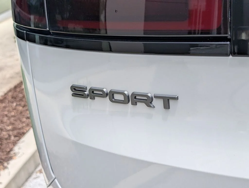 Certified Used 2025 Gray Land Rover SE image 30