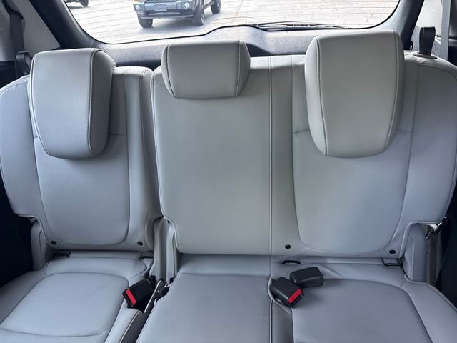 Used 2024  Honda EX-L image 31