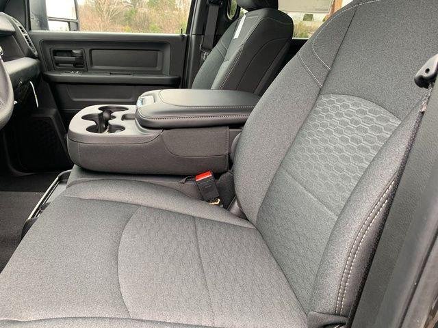 New 2026 Granite Crystal Metallic Clearcoat RAM Black Express image 12