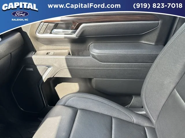 Used 2025 Red GMC SLT image 29
