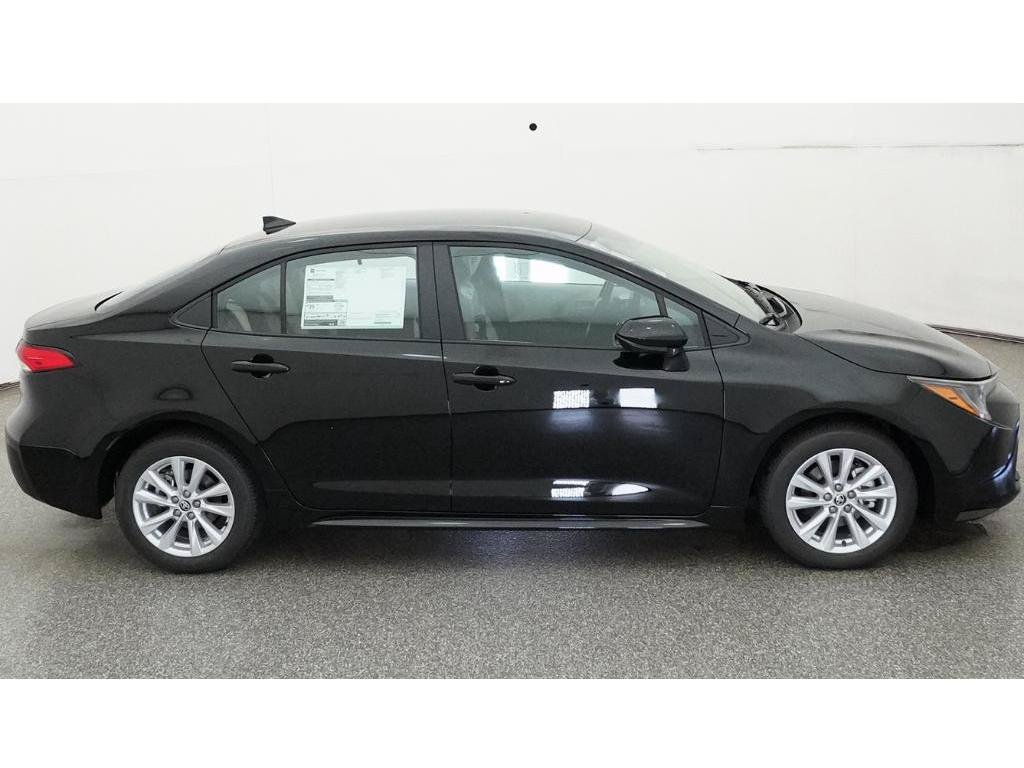 New 2026 Midnight Black Metallic Toyota LE image 11