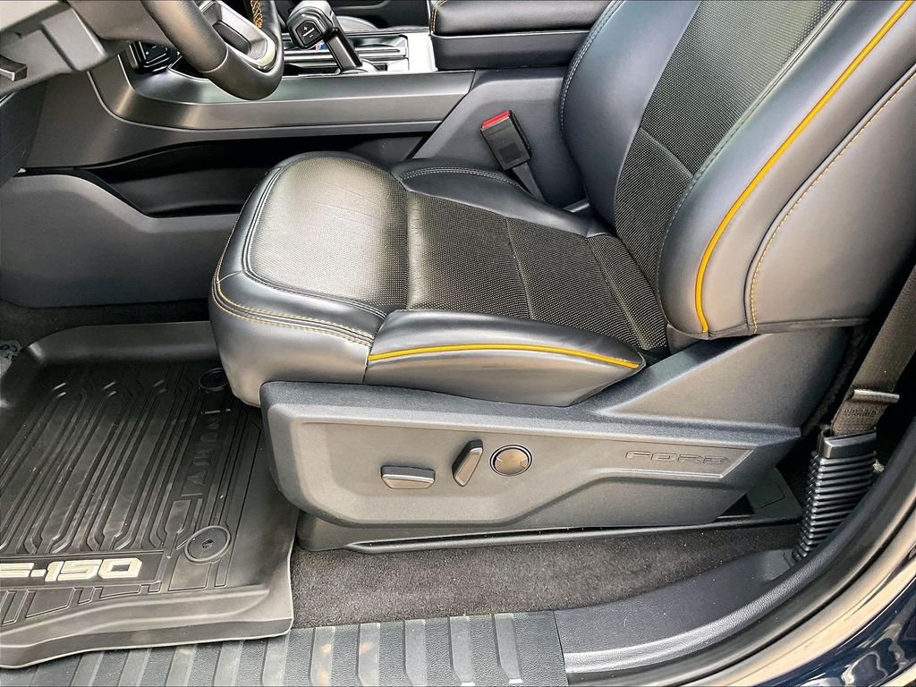 Used 2025 Antimatter Blue Metallic Ford Tremor image 35