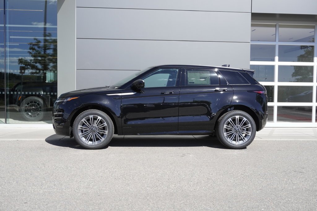 New 2026 Santorini Black Land Rover Hoxton Edition image 8
