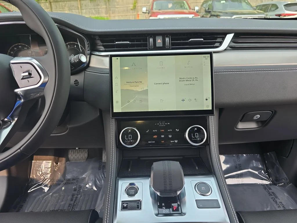 2026 Jaguar F-Pace R-Dynamic S - Photo 20
