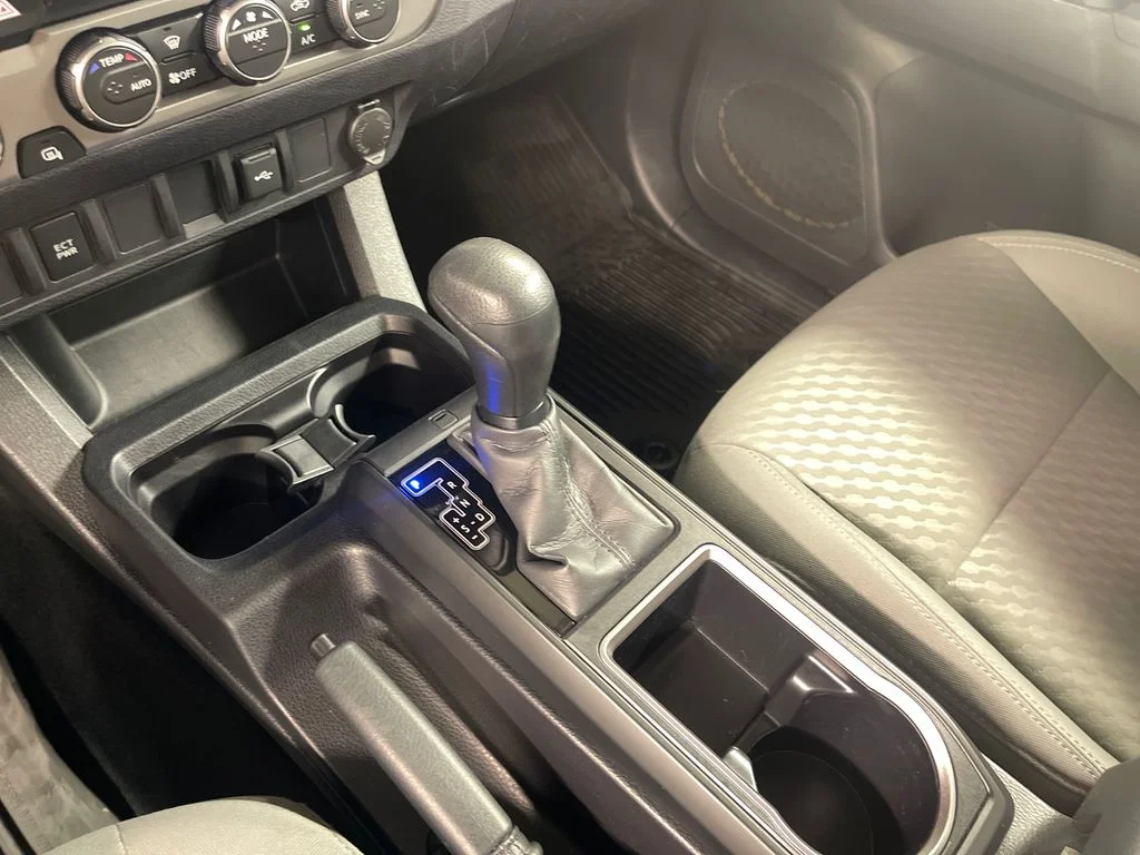 Used 2023 Silver Toyota SR image 23