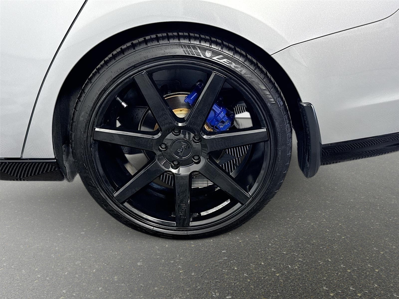 Used 2023 Silver Metallic Honda Sport-L image 29