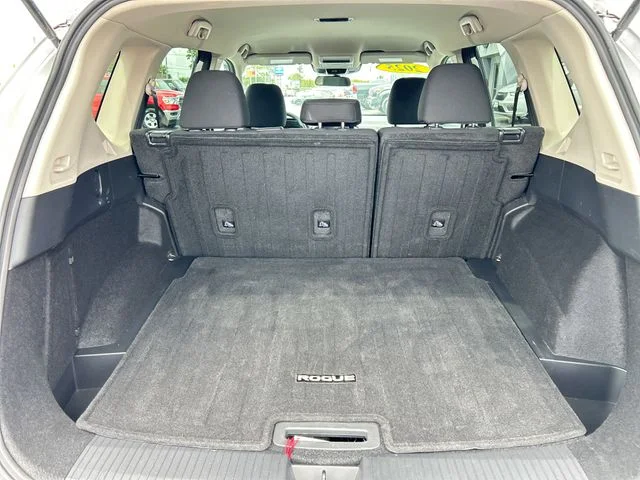 Certified Used 2025 Silver Nissan S image 7