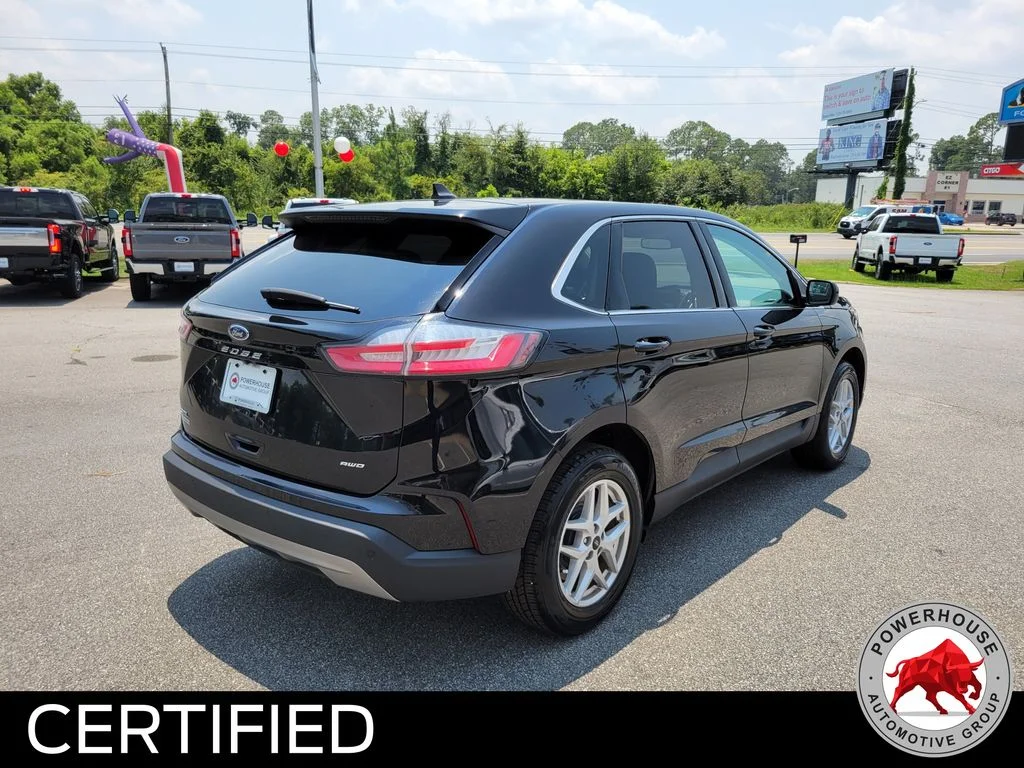 Used 2024 Black Ford SEL image 5