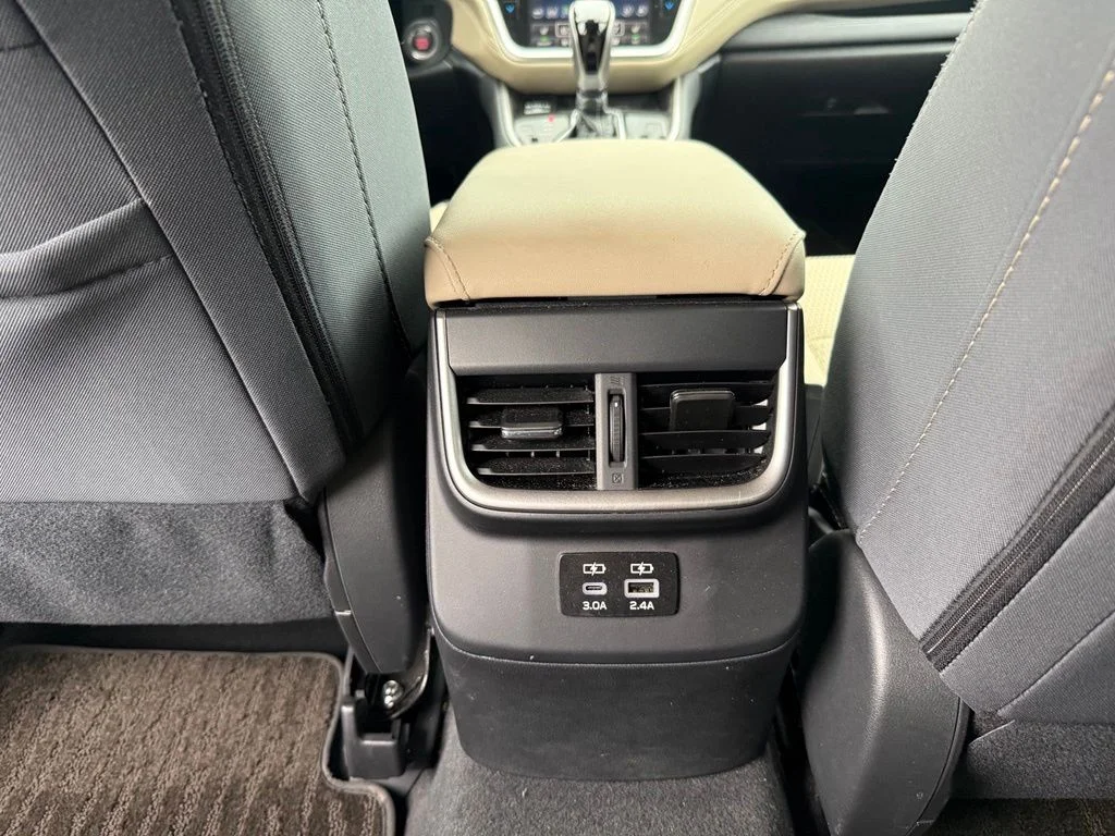 Used 2025 Autumn Green Metallic Subaru Premium image 26
