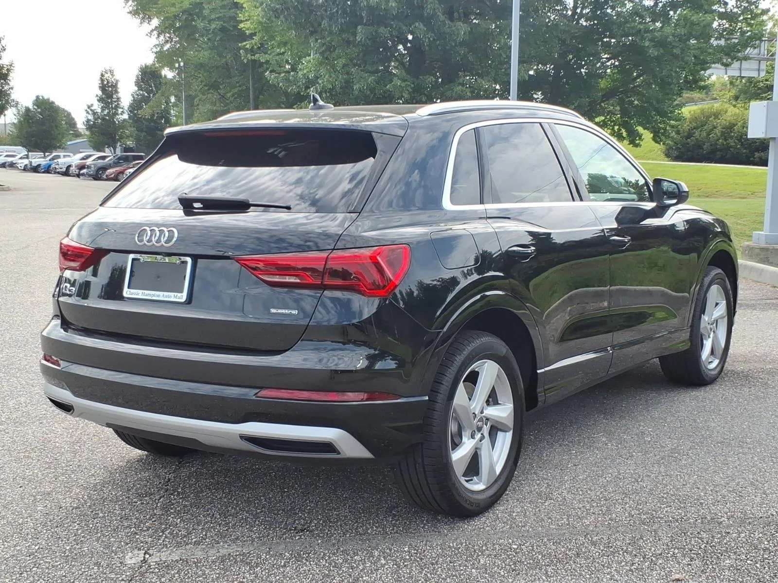 Used 2020 Mythos Black Metallic AUDI  image 8