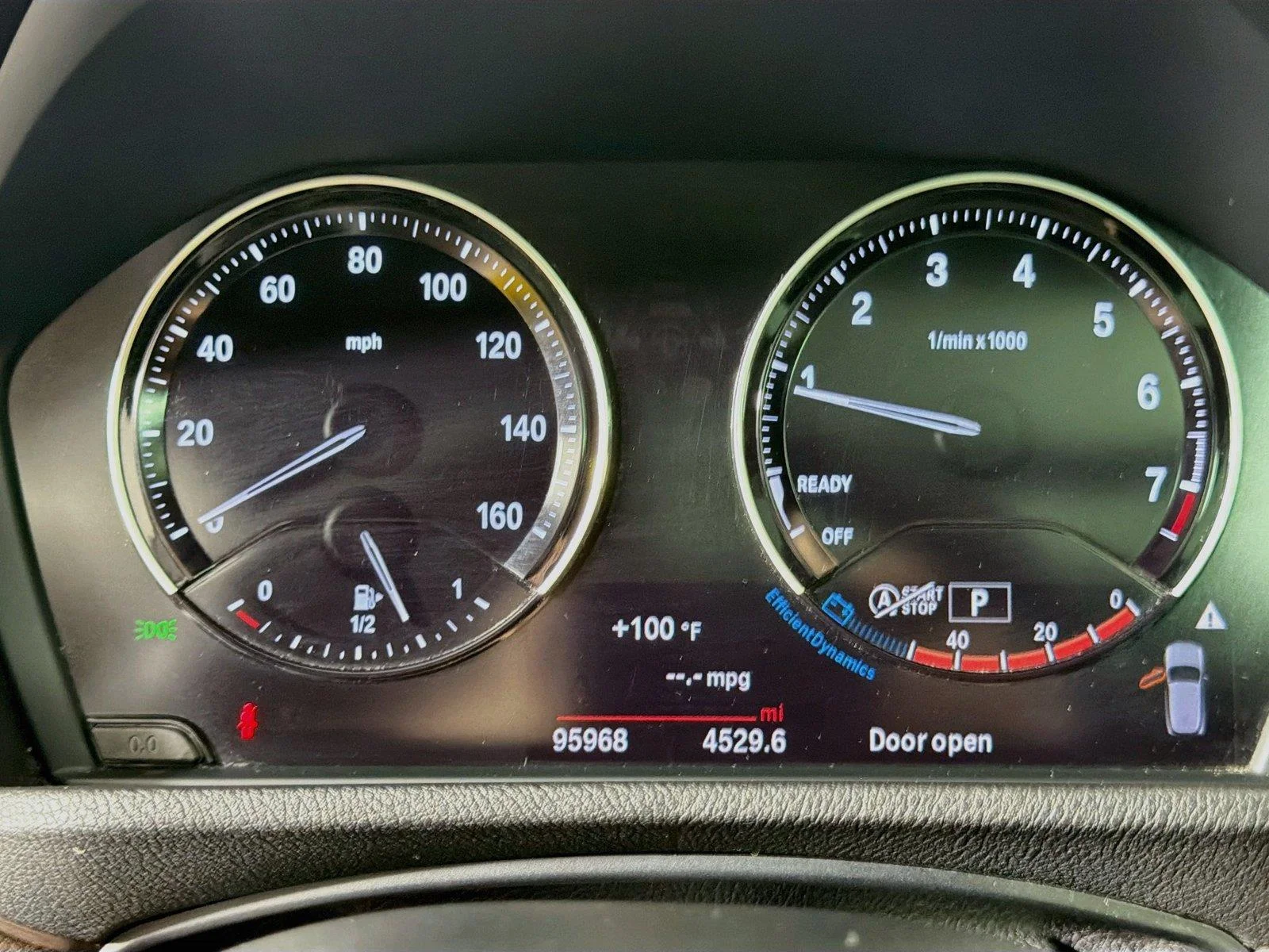 Used 2018 Misano Blue Metallic BMW sDrive28i image 11