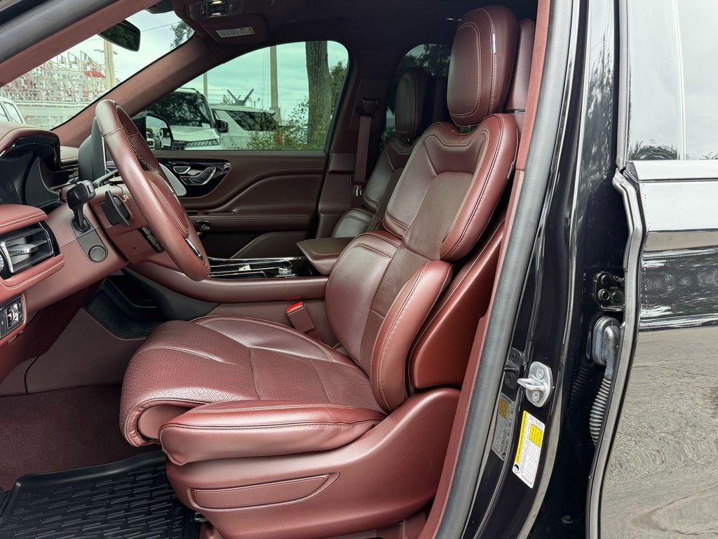 Used 2023 Black Lincoln Black Label image 12
