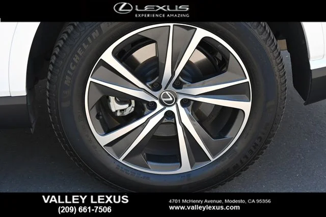 Used 2023 White Lexus 350h Premium image 11