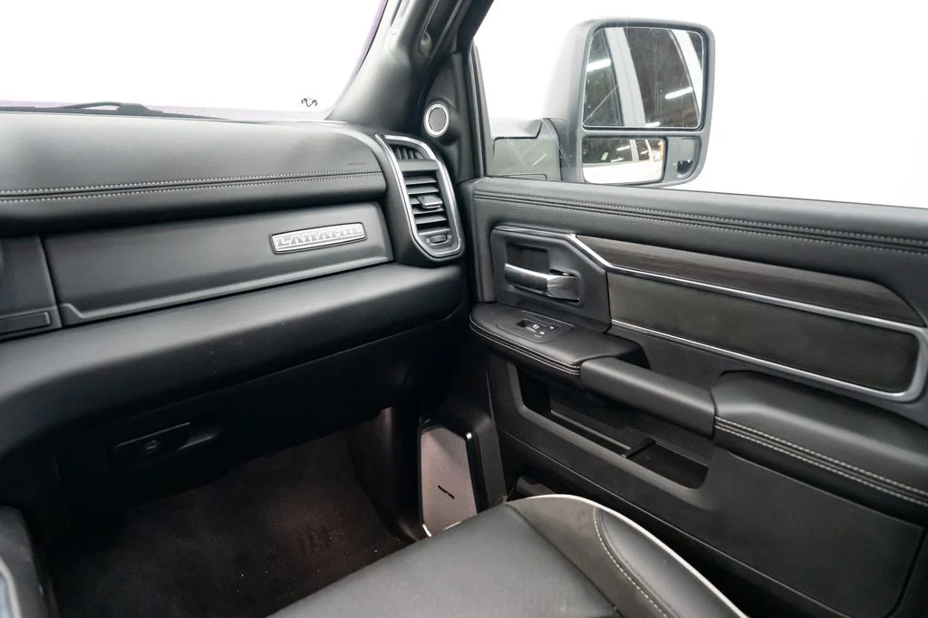 New 2026 Bright White Clear-Coat Exterior Paint RAM Laramie image 11