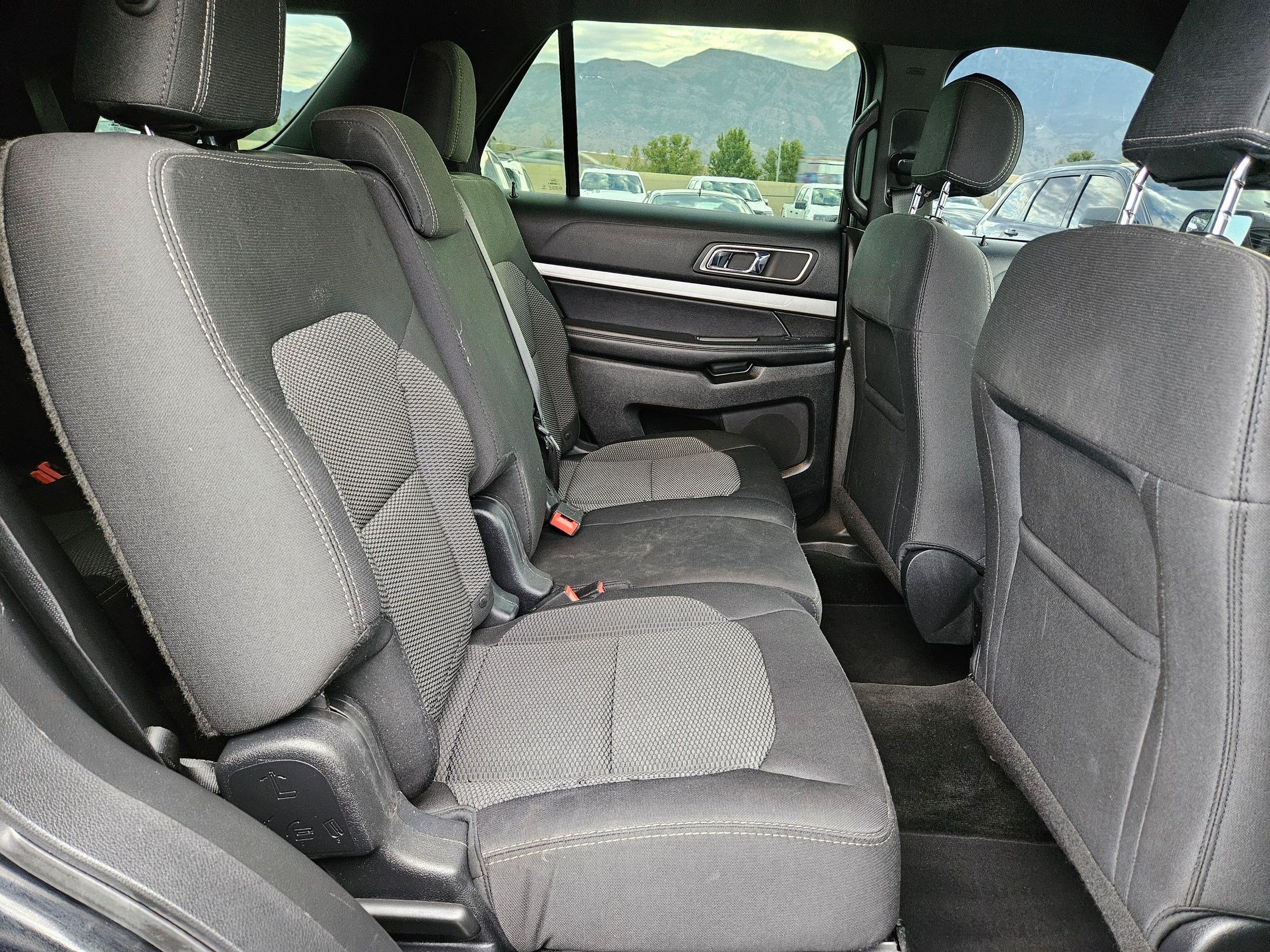 Used 2017 Shadow Black Ford XLT image 29