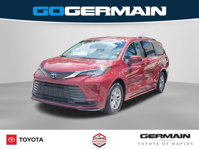2023 Toyota Sienna LE