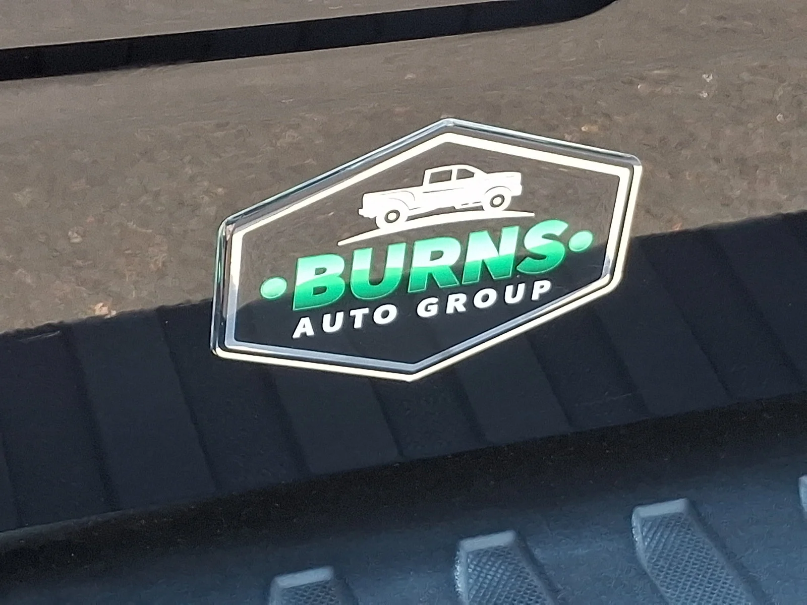 Used 2020 Agate Black Metallic Ford LARIAT image 33