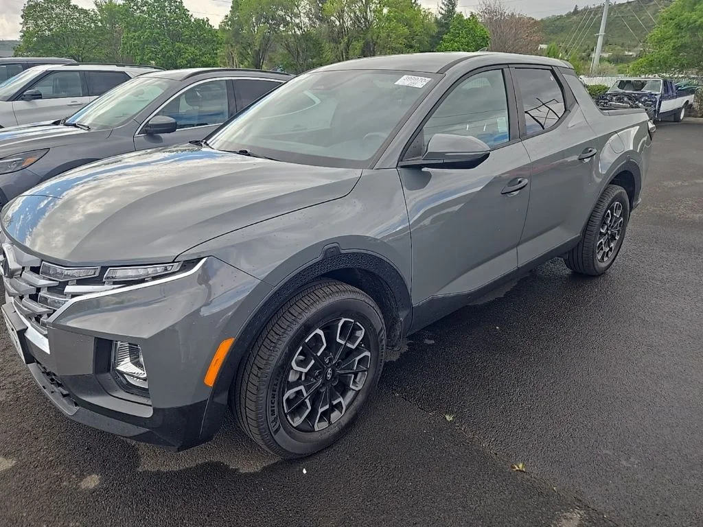 Used 2022 Hampton Gray Hyundai SEL image 7