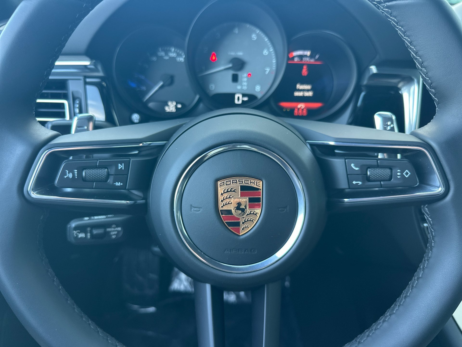 2026 Porsche Macan S - Photo 15