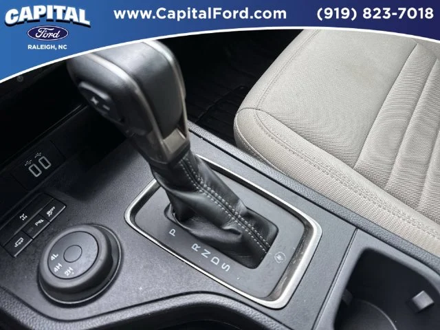 Used 2023 Gray Ford XLT image 30