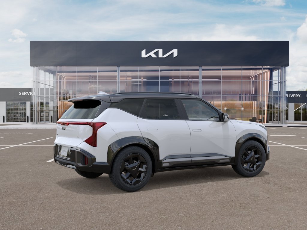 New 2027 Snow White Pearl Kia X-Line S image 6