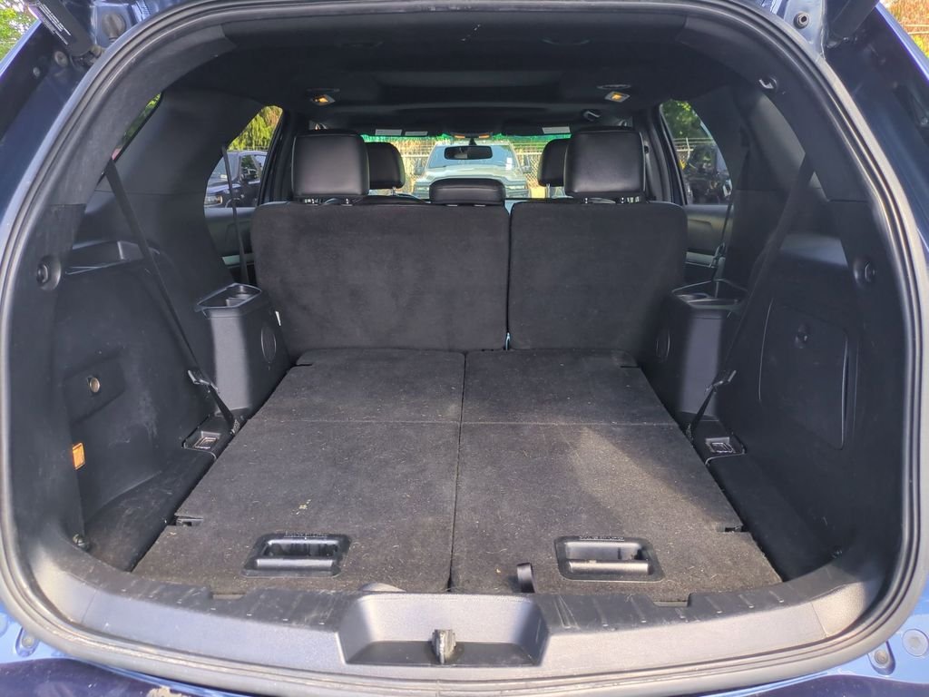 Used 2017 Blue Ford XLT image 10