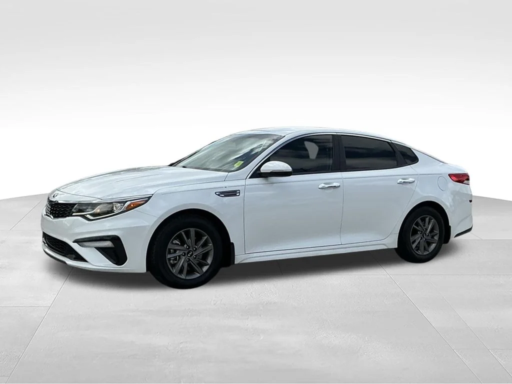 Used 2020 White Kia LX image 2