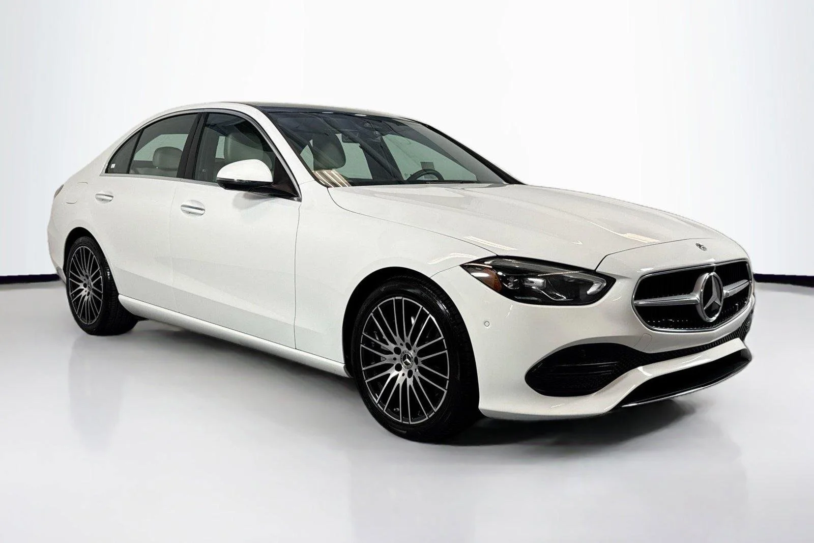 Used 2023 Polar White Mercedes-Benz C 300 image 3