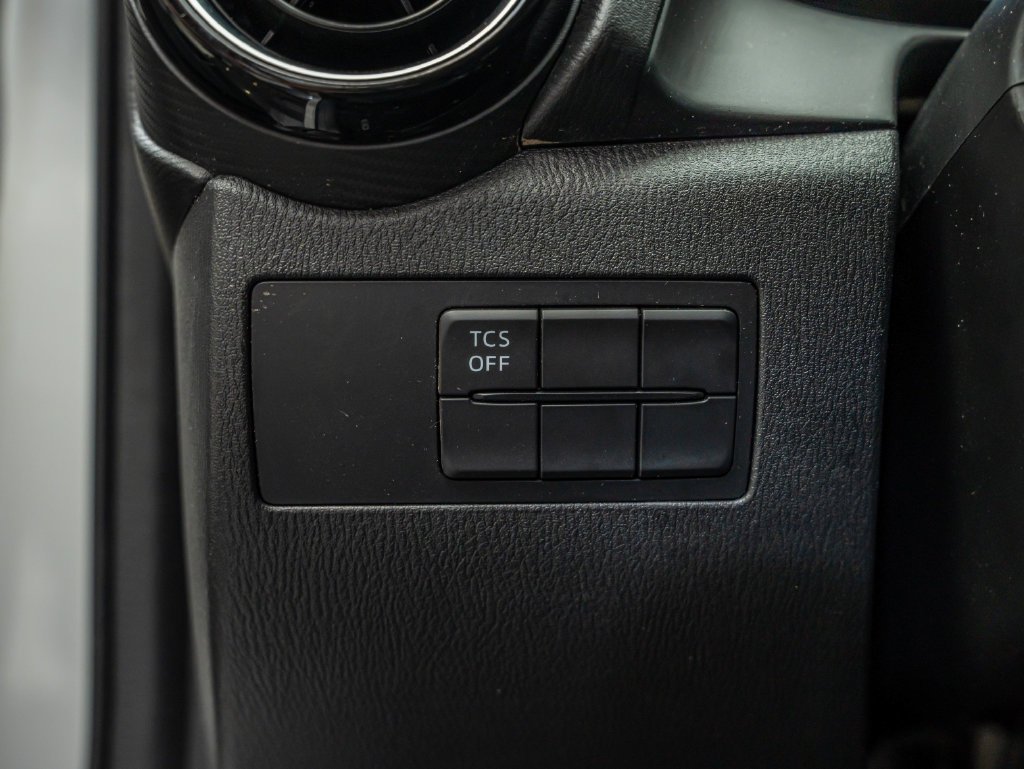 Used 2019 Ceramic Metallic Mazda Touring image 37