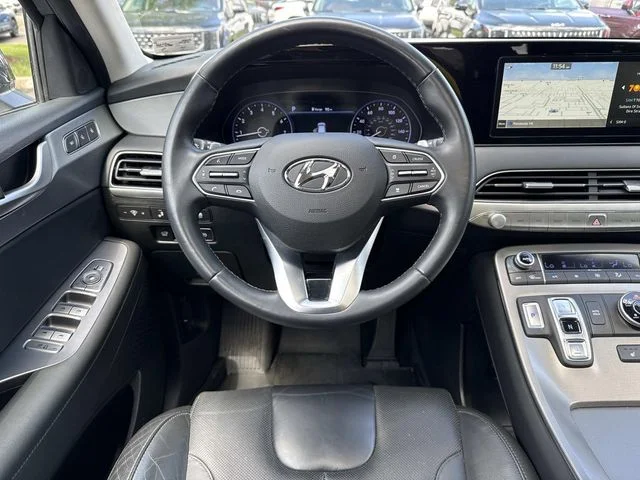 Used 2022 Gray Hyundai SEL image 17
