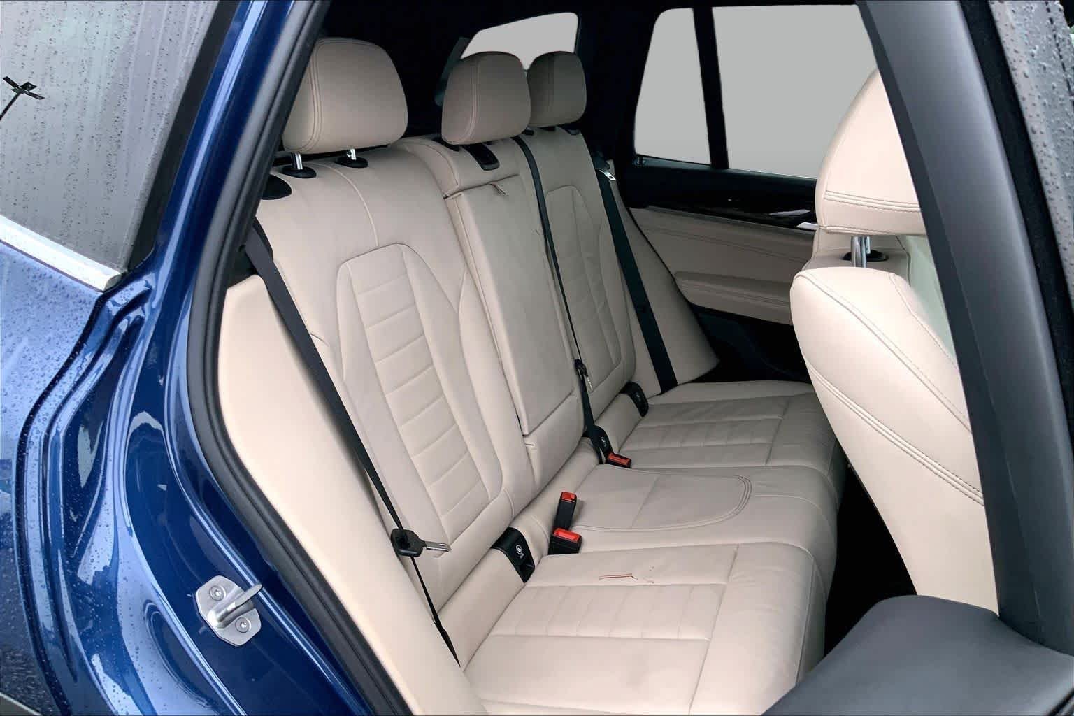 Used 2020 Phytonic Blue Metallic BMW sDrive30i image 19