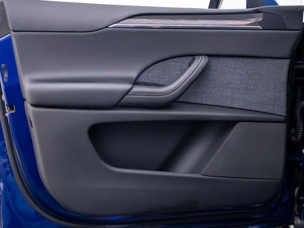 Used 2022 Blue Tesla Base image 14