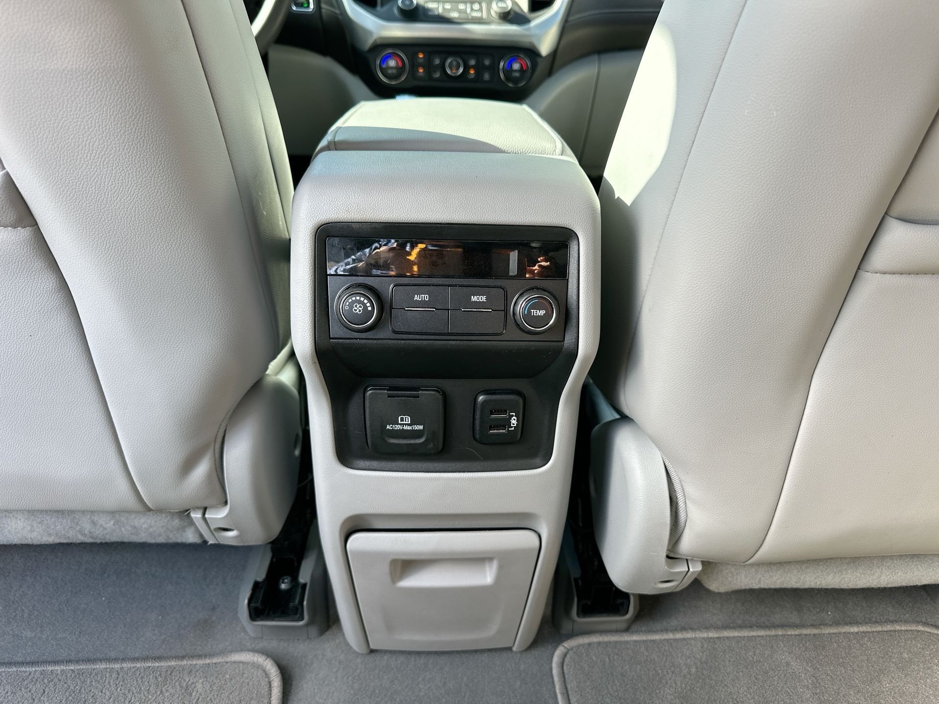 2017 GMC Acadia SLT-1 - Photo 22